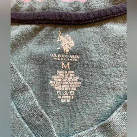 US Polo Association Green V Neck TShirt Yellow Accents Men’s Size M - Picture 4 of 5